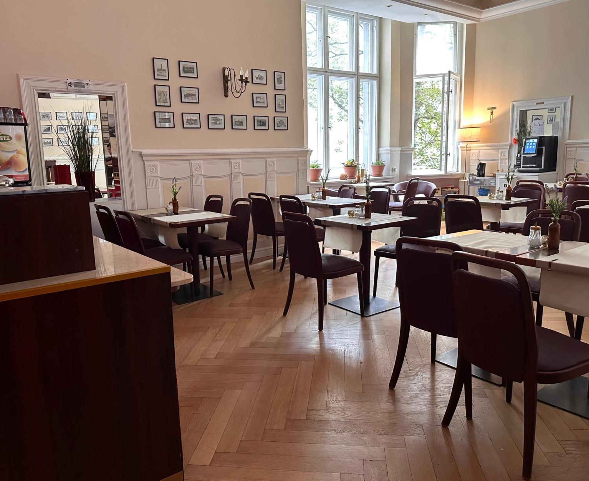 Hotel Astrid Am Kurfuerstendamm — Fotos 1